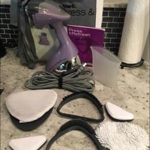 Shark Clothing Steamer